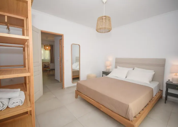 Elia Apartments